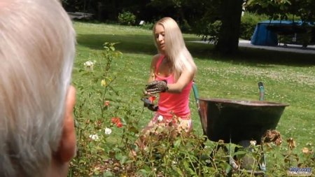 Молодая охотница за богатыми мужиками