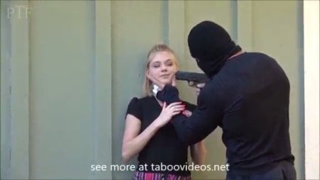 Вооруженное изнасилование на помойке