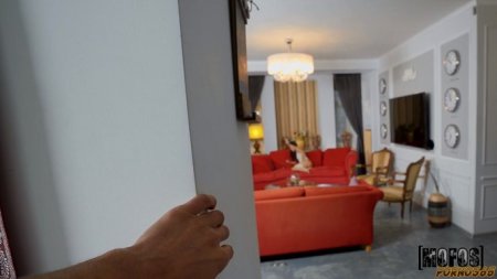 Увидел как сестра мастурбирует и решил поговорить