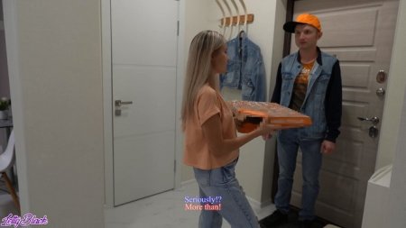 За доставку пришлось потрахаться с курьером