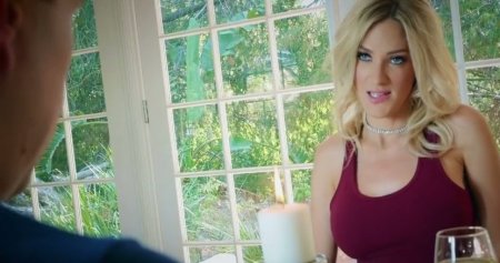 Разведенка легко соблазнила курьера